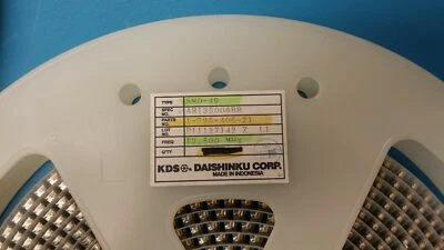 (25 PIEZAS) OSCILADOR DE CRISTAL KDS DAISHINKU SMD-49 13,500 MHz Foto 1 de 3