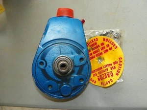 1975 Ford LTD,Crown Vic,Wagon   Power Steering Pump *** - Picture 1 of 3
