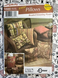 Simplicity Sewing Pattern 5685 Pillows Beaded Trimming Pizazz FF UNCUT - Picture 1 of 2