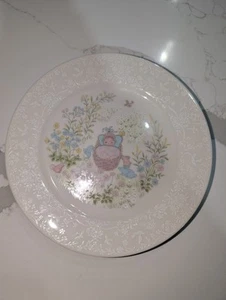 Plato de bautizo Noritake Japón Keep Forever 8-3/8" - Imagen 1 de 3
