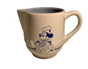 Disney Gourmet Mickey Mouse Keramik Milchkännchen Krug blau/weiß - Bild 1 von 7