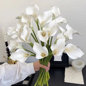 Faux Flower Arrangements Artificial Flower Bouquet Decoration Vase Filler Plant. - Picture 1 of 25