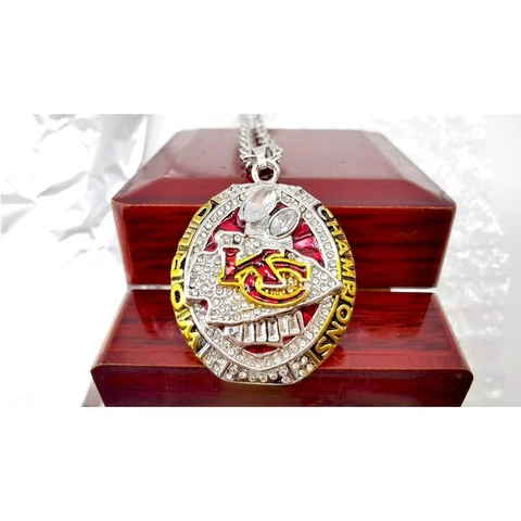 Kansas City Chiefs 2019 2020 Necklace Super Bowl LIV Pendant Souvenir - 40 Cm Cover