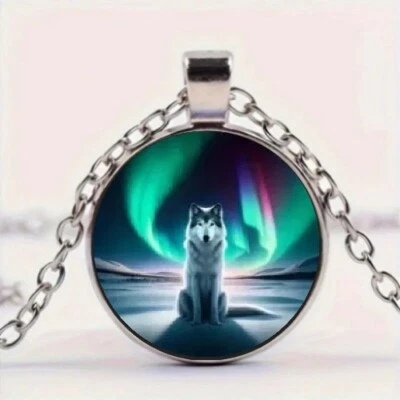Collar colgante redondo patrón lobo solitario aurora joyería para mujer y hombre Foto 1 de 4