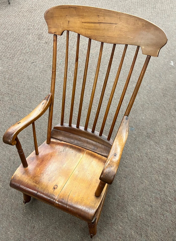 Antique Primitive American Colonial period maple rocker - Image 1 of 4