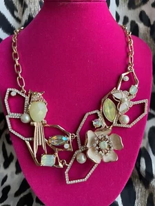 Collar de perlas de cristal de ópalo Betsey Johnson opulento floral polilla blanca pájaro AB - Imagen 1 de 6