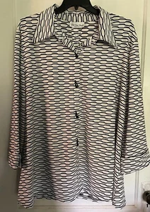 Womens Black and white top-plus size - Picture 1 of 4