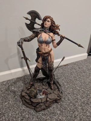 Figura Premium Sideshow Collectibles Red Sonja - Exclusiva Reina de Carroñeros Foto 1 de 4