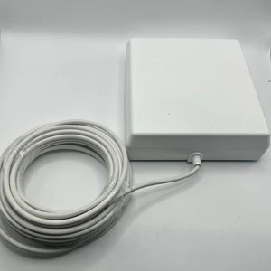 Wideband Panel Antenna 698–3800MHz 8dBi NEW w/ Coax Cable - Picture 1 of 4