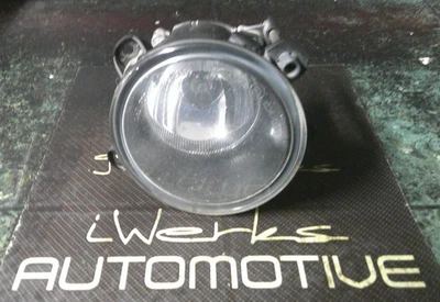 06-09 USDM Land Rover / Range Rover Front Bumper Passenger Fog Light Assembly FR - Image 1 of 4