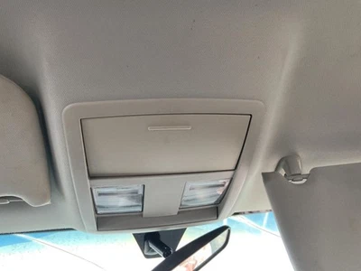 Roof Console out Sunroof OEM 05-10 GRAND CHEROKEE 1374026 Foto 1 de 4