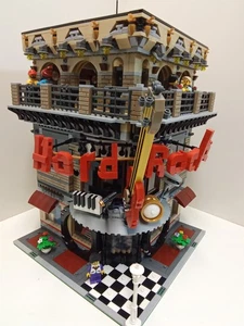 Lego Custom Hard Rock Cafe modulares Eckgebäude von Erockzart mit Minifiguren - Bild 1 von 12