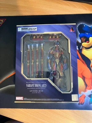 Square Enix Bring Arts Spiderman Foto 1 de 2