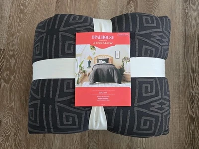 Opalhouse Jungalow Quilt Set Jacquard Bohemian Pattern Twin - Image 1 of 4