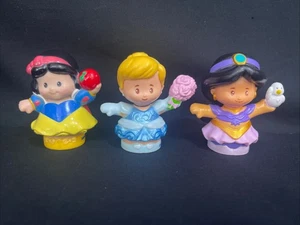 Fisher Price Little People Prinzessin Set Schneewittchen Aschenputtel Jasmin - Bild 1 von 4