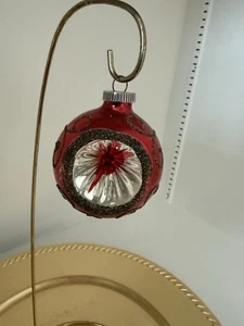 De colección Alemania Occidental sangría pintado a mano ornamento DBGM rojo y dorado - Imagen 1 de 5