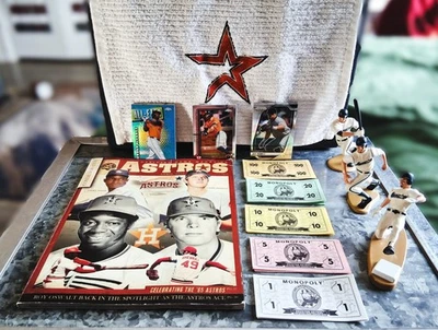 Houston Astros Collectibles - Image 1 of 4