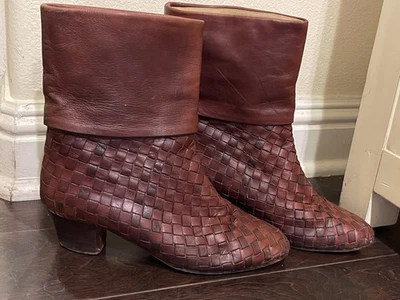 Botines Bottega Veneta vintage - cuero de lujo y elegancia atemporal Foto 1 de 4