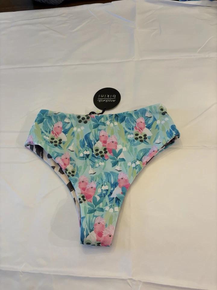 Moana Bikini Thong Bikini Bottom, Reversible Size Medium NWT - Image 1 of 4