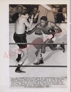 Vintage Boxing Wire Photo Davey Moore vs Ricardo Moreno federleicht 1959 - Bild 1 von 3