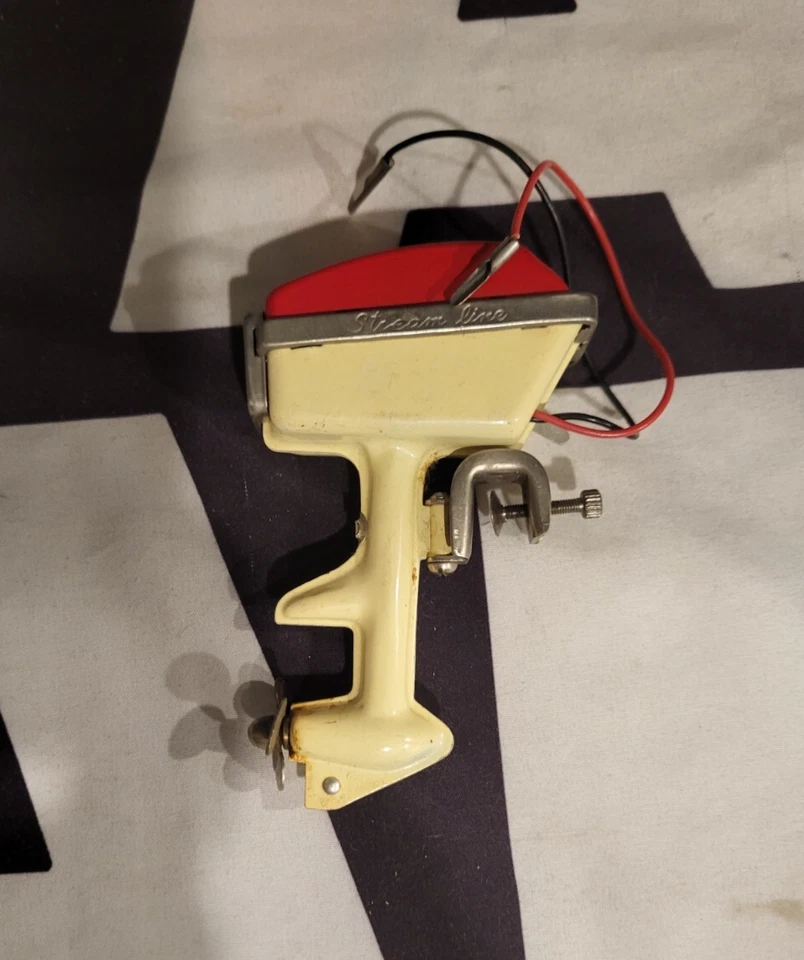 Motor de barco eléctrico Mermaid OB-5 STREAM LINE de colección modelos K&O flota Foto 1 de 4