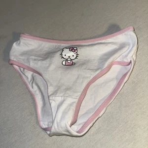 Kids Size 8 Hello Kitty Underwear  - Picture 1 of 3