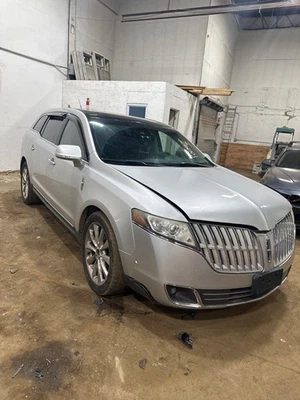 Compresor de aire acondicionado 10 11 12 LINCOLN MKT Foto 1 de 4