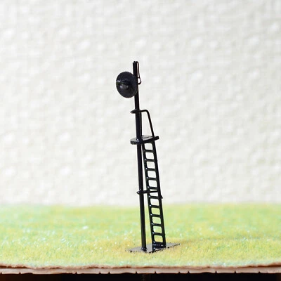 1 x HO scale searchlight block signal model train 2 color LED Red/Green #SS87B2 - Image 1 of 4