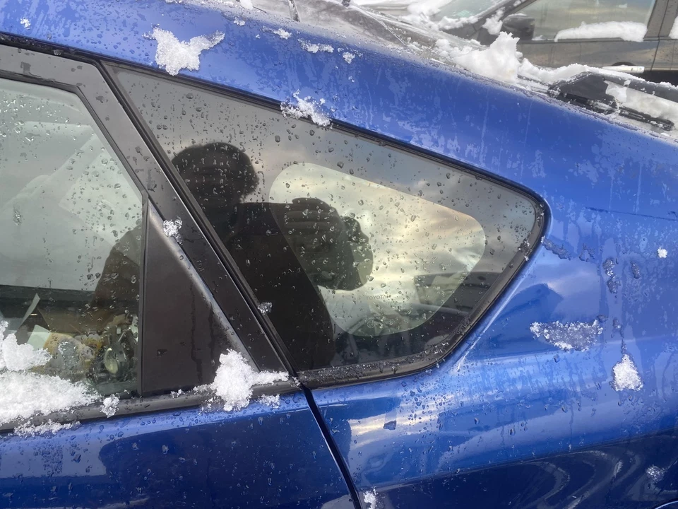 10 11 12 13 14 15 TOYOTA PRIUS cuarto de cristal/ventana izquierda Foto 1 de 3