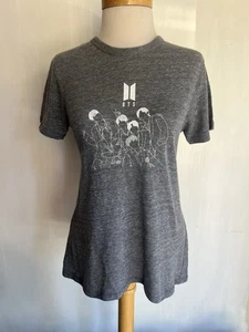 BTS (2013) Official Women's K-Pop Band Junk Food Brand Tri-Blend T-Shirt Small - Picture 1 of 5