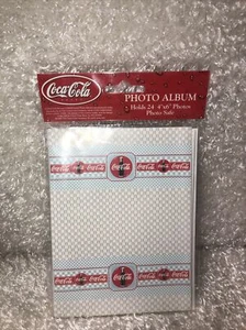 Álbum de fotos CocaCola clásico 4”X6”-sellado nuevo tiene capacidad para 24 fotos seguras Coca-Cola - Imagen 1 de 5