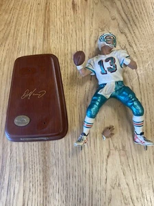 Danbury Mint Dan Marino Miami Dolphins Football NFL Figurine With Wood Base - Picture 1 of 9