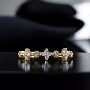 14 Karat massiver Gold Diamant Halb Ewigkeit Diamant Ring, kleiner Kleeblatt Design Ring - Bild 1 von 3
