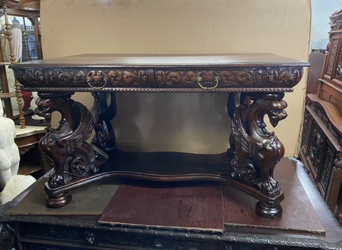 R. J. HORNER CARVED MAHOGANY WINGED GRIFFIN PARTNERS DESK Cover