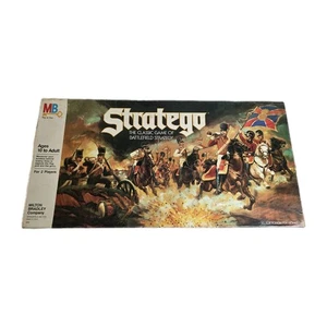 VINTAGE Stratego 1986 COMPLETE Classic BOARD GAME Capture Flag MILTON BRADLEY - Picture 1 of 10