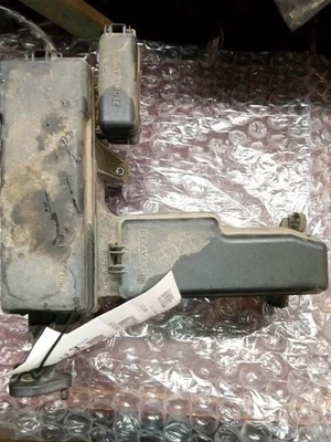 Fuse Box Engine Thru 7/04 Fits 02-04 SEQUOIA 1294992 Foto 1 de 4