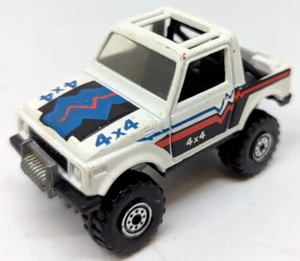 Vintage 1988 Hotwheels 4X4 Suzuki Samurai 4x4 Roaring Rods Series White - Picture 1 of 12