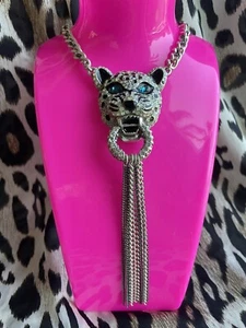 Betsey Johnson Whiteout Crystal Snow Leopard Cat Door Knocker Silver Necklace - Picture 1 of 7