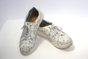 CLARKS Collection Caroline Ella Womens Sneakers White / Blue Floral Size 11 - Picture 1 of 8