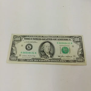 Lightly Circulated Small Face $100 bill (One Hundred Dollar Bill) Series 1985 K - Picture 1 of 8