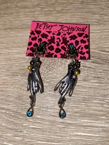 Pendientes Betsey Johnson araña en mano con cristales - Imagen 1 de 7