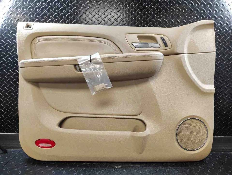 2009 ESCALADE EXT Front Door Trim Panel LHCocoa/Cashmere-394 Foto 1 de 4