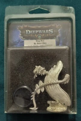 Deep Wars Hag Ray Scale Horde AMGDW4008 NEW - Image 1 of 2