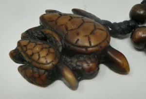 Kunstknochen verstellbare Kordel Halskette Meeresschildkröte Schildkröte Anhänger braun NEU - Bild 1 von 3