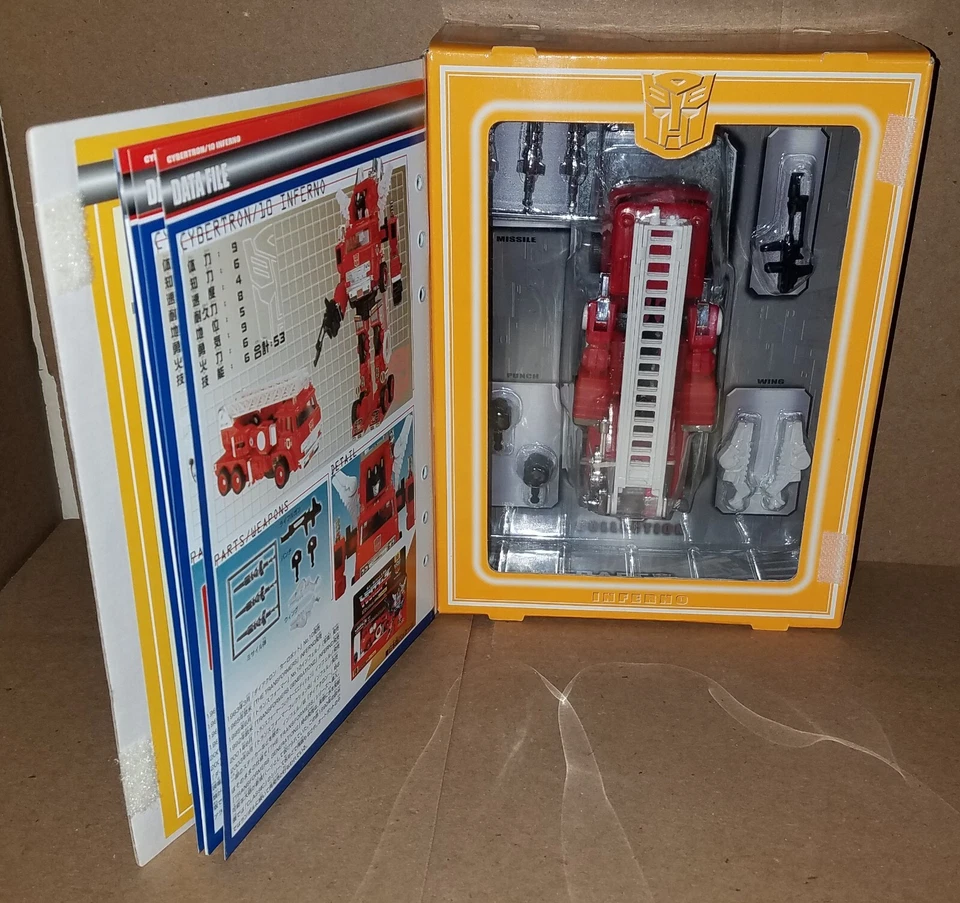 2003 Takara Japan TRANSFORMERS Collection #8 G1 Reissue Autobot INFERNO NEW MISB - Image 1 of 4