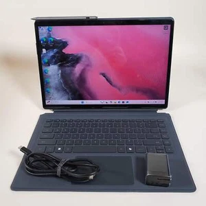 Minisforum V3 100-100000063WOF 14" ryzen 7 8840u 3.3GHz 32GB RAM 1TB SSD 1TB - Picture 1 of 12