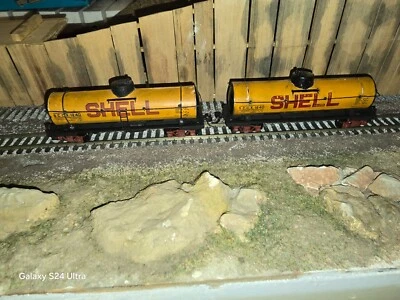 HO Mantua Tank cars (2) Refurbished - Image 1 of 3