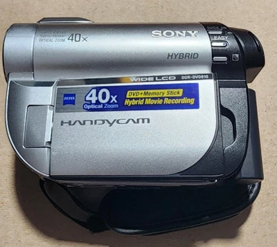 Sony Handycam DCR-DVD610 Video Camera W/Box and Accessories - Image 1 of 4