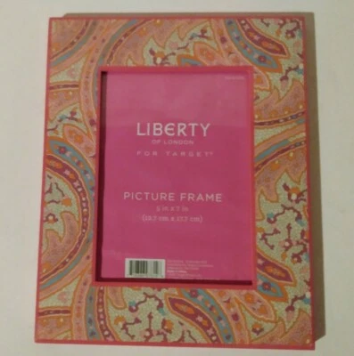 Marco de fotos Liberty of London 5" x 7" rosa cachemir marco de fotos objetivo Foto 1 de 4