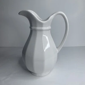 Vintage Pfaltzgraff Heritage White Ceramic Pitcher 56-oz. - Picture 1 of 6